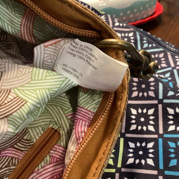 The Sak Indio Leather Demi Shoulder Bag Tan With BOHO And Western Look - Picture 11 of 11